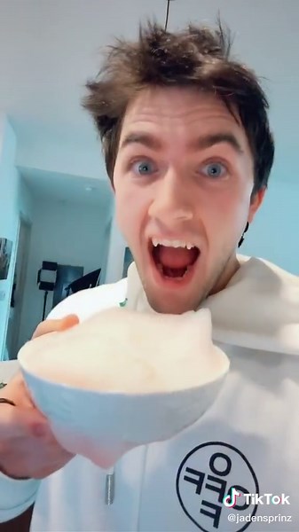 Frozen Bubbles Experiment: What Happens When They Freeze?