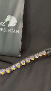スワロフスキーUシェイプ額革 オーロラピンク ハート ブラック Benz Equestrian