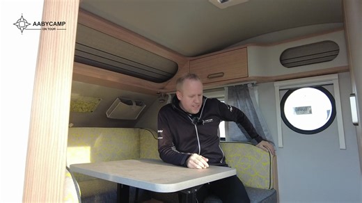 🌟 Drømmer du om frihed på hjul? 🌟 Så MÅ du se denne **Tabbert T@b 320 RS** – en ægte lille perle af en campingvogn, der kombinerer smart design, let vægt og maksimal komfort! 🚐✨ 🔥 VIDEO: Se hvorfor alle forelsker sig i T@b 320! 🔥 Denne ikoniske “teardrop”-form skiller sig ud overalt – og du får en campingvogn, der både er nem at håndtere, utrolig charmerende og overraskende rummelig. Hvorfor du vil elske den: ✔ Super let at trække – perfekt til mindre biler ✔ Kvalitetsmaterialer i ægte Tabb