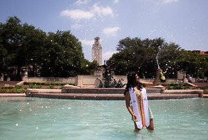University of Texas celebrates the Class of 2022: See the photos