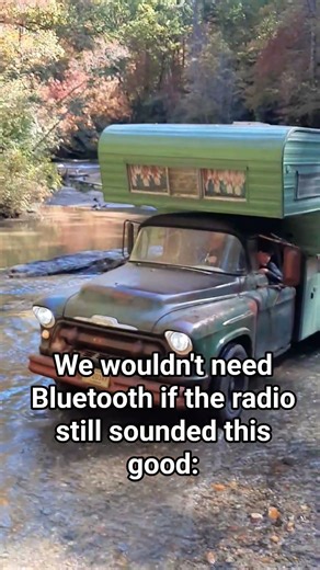 If the radio still sounded like this we wouldn't have this problem😭