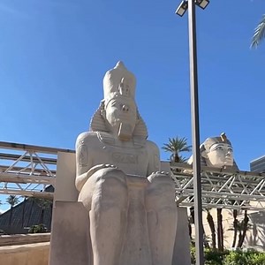 The discovery of King Tut's tomb was one of the world’s greatest historic events. Experience the story 3,300 years in the making on its 100th anniversary at Discovering King Tut’s Tomb: The Experience. | Discovering King Tut's Tomb