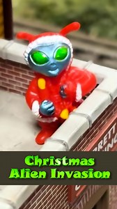 A Christmas alien invasion!!! Have you ever seen such a thing?!?! Just having some Christmas fun on our layout this month.🎄🎁⛄👽🎄🚂👽🚂👽 #modeltrainsdaily #trainsofinstagram #modeltrainstagram #modeltrainlayout #trains | Trainz.com