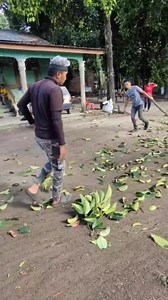 1.2M views · 20K reactions | This must be an expensive salary, right?藍 Dalam kerja kumpulan mesti ada spesis macam ni kan | Kenji Channel | Facebook