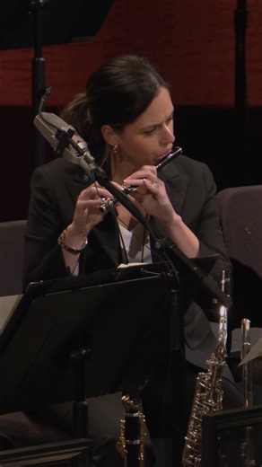 Experience the world’s finest jazz in one of NYC’s most stunning venues featuring sweeping city views and an intimate jazz club. | Jazz at Lincoln Center