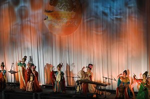 中国这十年·中国故事｜外国人眼中的西安：古老与现代交汇、东西方文化交融