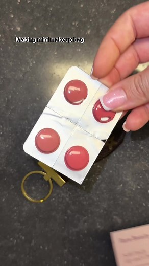 Creating Your Own Mini Makeup Bag