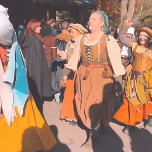 Experience the charm of the Pennsylvania Renaissance Faire. Enjoy fall fun with jousting, tasty food, and vibrant costumes! | Discover Lancaster
