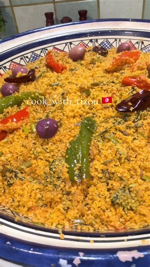 Le couscous d’autrefois 😍🇹🇳 Simple… mais une dinguerie Qui veut la recette ? #c#couscousr#recettetunisiennec#cuisinefacilef#foodtiktoktunisianfood
