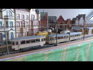 Kieler Straßenbahn-Gelenktriebwagen mit Beiwagen in H0