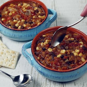Recipe: https://tastefulventure.com/instant-pot-lentil-black-bean-chili/ | Tastefulventure