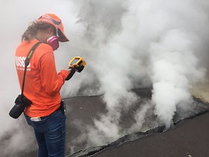 Volcanic ashes. Acid rain. And now massive boulders? All the calamities Hawaii is facing. - East Idaho News
