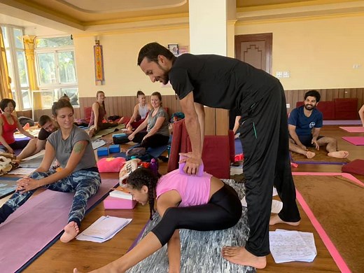 Certified Yoga Teacher Training in Nepal | 200 hours Yoga Alliance Certified YTT