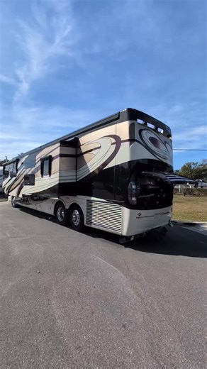5.4K views · 1.4K reactions | @rvselectinc has this extremely rare Newmar London Aire Bunk Coach priced to sell for $288,800!! | Rving with Andrew Steele | Facebook