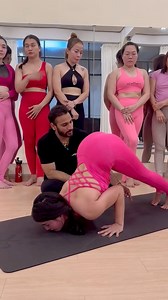 How to properly do a chin stand. #yoga #yogagoalsindia #YogaForBeginners #yttc #yogapractice #yogagram #YogaTeacherTraining #yogavietnam #yogateachertrainingcourse | Yoga Goals India