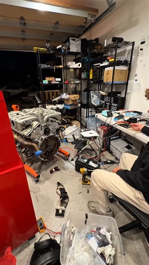 collin on Instagram: "Wiring the starter on this Mercedes V12 engine… 🚀 - #mercedes #benz #mercedesbenz #pagani #zonda #v12 #m120 #v12engine #lamborghini #ferrari #car #cars #carsofinstagram #projectcar #project #skylinelens #honda #toyota #porsche #chevrolet #corvette #c4 #musclecar #american"