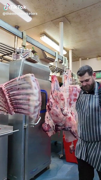 Butcher Rob's Impressive Beef Breaking Skills