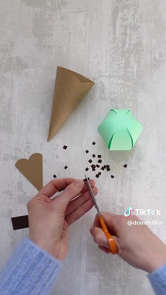 Exploring Paper Artistry with Sarah Matthews