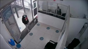 1.4M views · 25K reactions | Daylight robbery in Lusaka at Lewanika Mall last Saturday as thieves steal K68,000 and US$600 from a bureau de change at gun point. They first attempted at Airtel outlet but it wasn't yet opened and the cashier walked away to ShopRite first before opening. | Chingola Today | Facebook