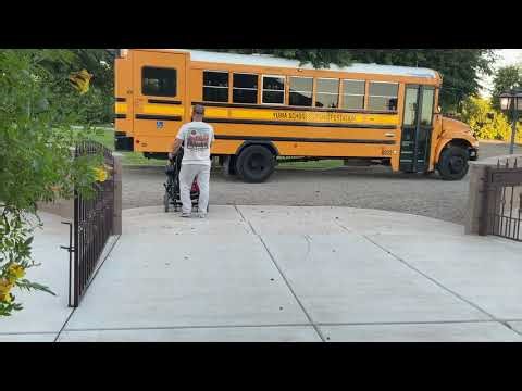 Carter school bus “blooming in Autumn’s glow” kinda day.