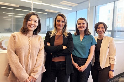 Micro-credential course teaches K-12 educators critical AI literacy skills | Newswise