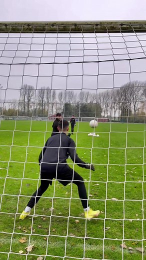 Ultimate Goalkeeper Reflex Drill Training