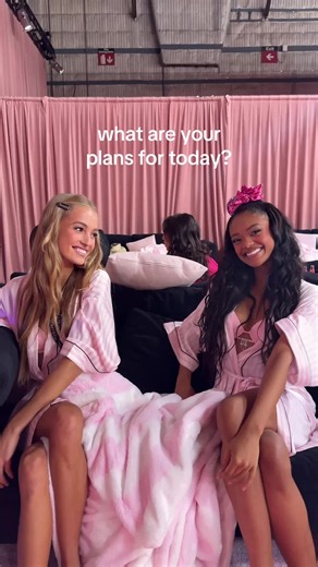 Victoria's Secret Fashion Show plans today — quick check-in