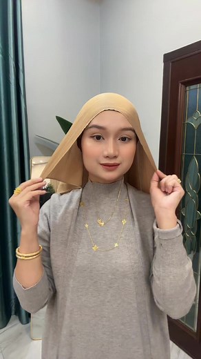 Simple Shawl Tutorial: Easy Ways to Style Your Shawl