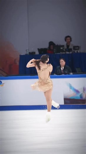 22 reactions | Fearless jumps and fierce performances from start to finish! ⛸️✨ #iceskating #figureskating #icedance #iceskater #figureskater #icedancer #icerink #onice #skatinglife #wintersport #sport #dancelift #choreography #graceonice #iceshow #figureskatingedit #fyp #viral #usareels #reels #facebookreels | Stars On Ice USA | Facebook