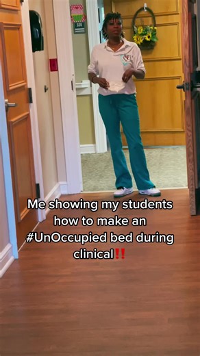 You must #milter the #corners of the bed to #pass the #cnaskillstest making an #unoccupied #bed! #cnaschool #memphus #cnastudents #clinical #teachingontiktok #teachingmoments #cnatraining #cnasoftiktoks #nursesoftiktok #cnaschoolowner #cnainstructor