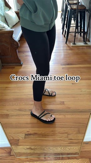 Discover the Crocs Miami Toe Loop Sandal