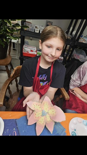 The kids pressed leafs, cut them out them shaped them into bowls! We have the best time at these camps! #elmhurstpotterystudio #createtogether #CreativeJourney #handbuilding #creativeworkshop #CreativeKids | Elmhurst Pottery Studio