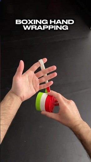 Boxing hand wrapping ✔️ #boxing #boxingcoach #boxer #boxingwraps #boxingcoach