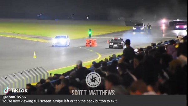 Getting mopped by a AWD 1900 HP R32 (Number plate 40PSI) Not running actually 40psi from NZ. 🤣 @JT Performance Limited