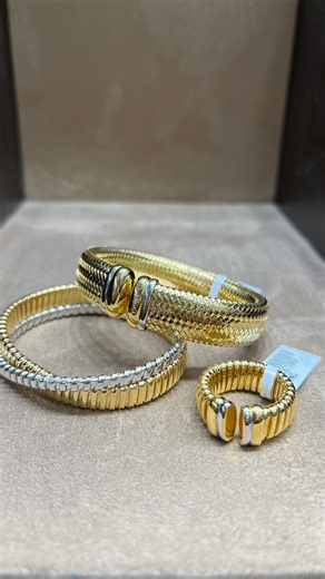 Golden bangles, endless styles✨❤️ #gold #diamond #gift #beauty #style #shopping #accessories | Laham Jewelry