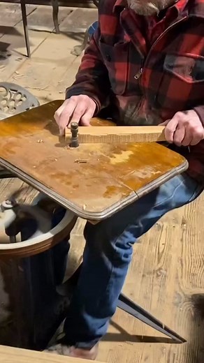 Woodworking Techniques: Shaping Wood with a Mallet