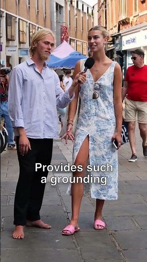 Would you date a barefoot guy?