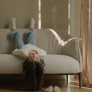 The new 2023 Pleasures Collection by Poltrona Frau highlights the everyday moments that make our living spaces places that bring joy and satisfaction, like the pleasure of comfortable living. The pleasure of tailoring one’s environment to suit a personal aesthetic vocation is expressed through furnishings and accessories that are elegant and timeless, but also functional and cozy. Discover all the items, and designers, included in this exciting new collection: https://bit.ly/pfpleasureofcomforta