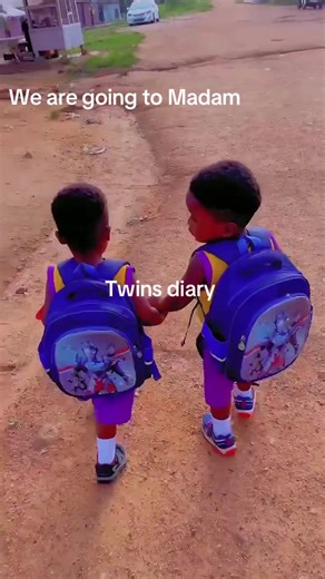 #twins #tiktokghana🇬🇭 #fypp #for #foryou