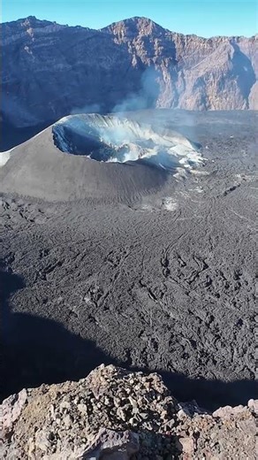 Raung Ascent: Gaze into the Abyss