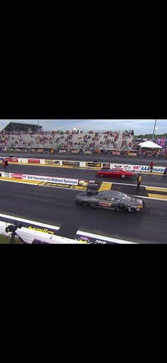 Parachute fails to open at 250mph ⚠️preformed by professionals on a closed course⚠️ #nhra #dragracing #mikebowman #promod #fail #carcrash #crash #dragrace #fast #dragracefail #200mph #racing #racecar #cartiktok #cartok