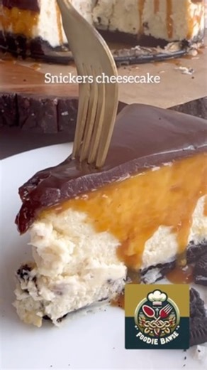 Snickers Cheesecake Yummy Recipe is at @goldengracekitchen #snickerscheesecake #snickers #cheesecake #cheesecakelovers #cheesecakerecipe #chocolate #chocolatecake #chocolatelover #recipes #recipeshare #desserts #dessert #dessertlover #dessertporn #yummydessert #deliciousdesserts #delicious #yummy #sweethtooth #sweets #cookies #cakes #usher #bakewithme #ilovedessert #foodie #foodinstagram #foodstagram #homemade #homemadedessert | FoodieBawse