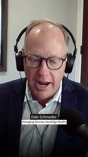 Long-term Financial Planning vs. Short-term Market Downturns