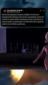She Spent Weeks Rehearsing This Alien Walk #marsattacks #timburton #shorts