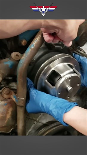 Dad & Daughter fix a Tractor | 1979 Ford 4600