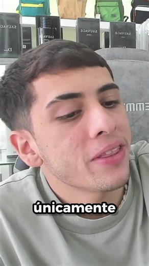 @C A T A 🍒 no sabe por que a los 10 dias ya no tiene mas plata asi que vemos sus movimientos… #humor #stream #clip #kick