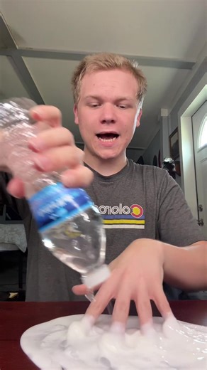 Telling a viewer story while making cloud slime | scary story time making slime