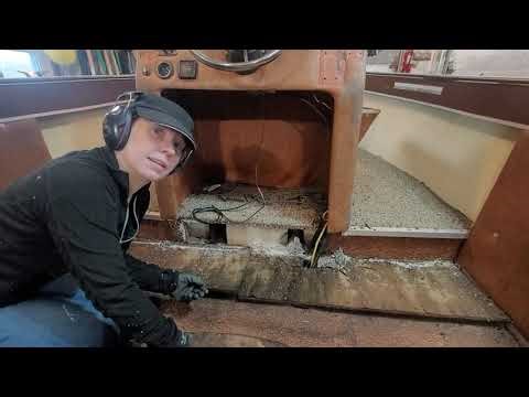 Vintage Aluminum Boat Restore - Part 1 - Floor Deconstruction