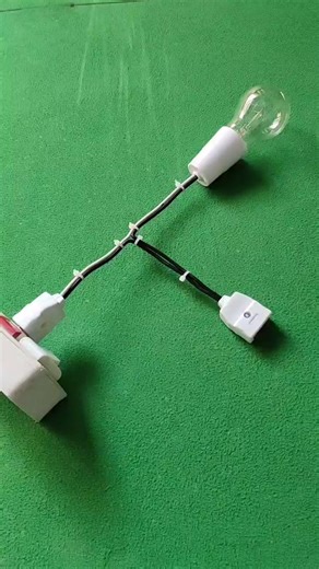 92K views · 1K reactions | How to test With Series test lamp #Electricaltips #diy #electrical #adelectric #adeelbhaielectric | AD Electric | Facebook