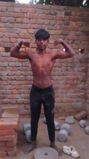 fitness boy hard work workaut 💪#desi #homeworkout #shortvideo